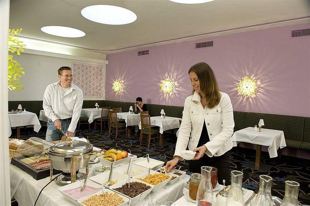 Aktivhotel Weisser Hirsch Mariazell Exterior photo