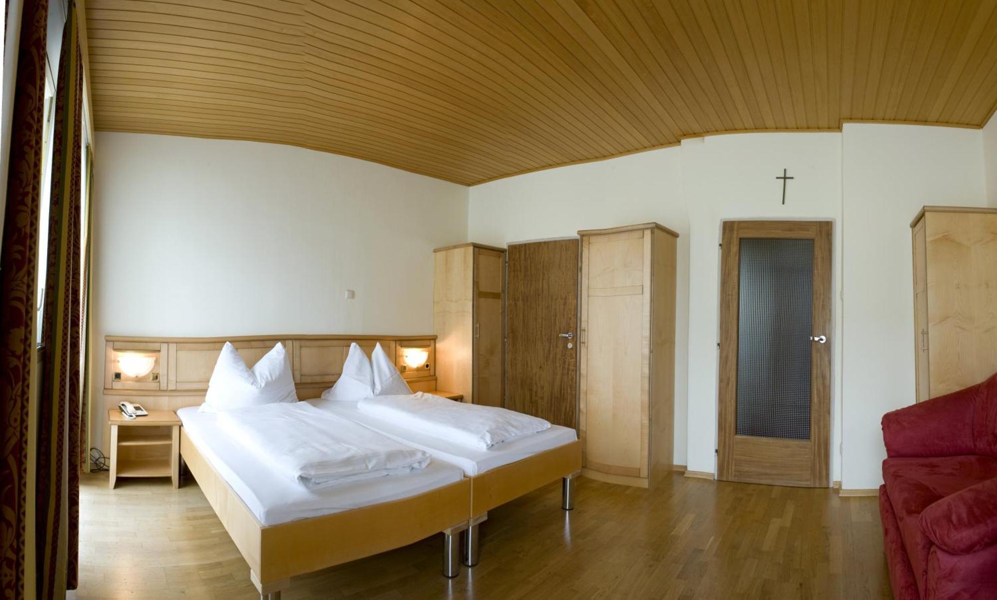 Aktivhotel Weisser Hirsch Mariazell Exterior photo