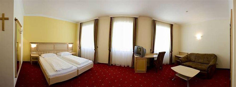 Aktivhotel Weisser Hirsch Mariazell Exterior photo