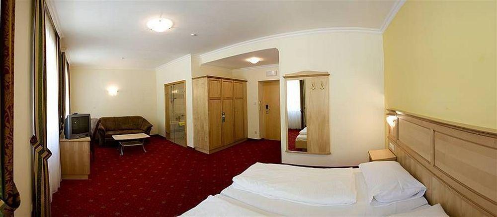 Aktivhotel Weisser Hirsch Mariazell Exterior photo